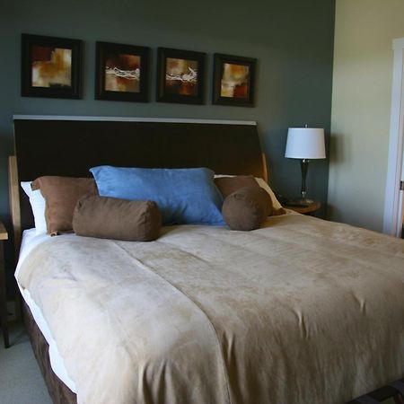 Painted Boat Resort Spa And Marina Madeira Park Bilik gambar