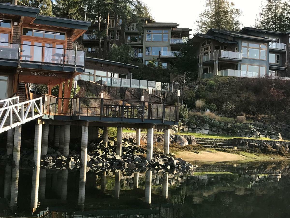 Painted Boat Resort Spa And Marina Madeira Park Luaran gambar
